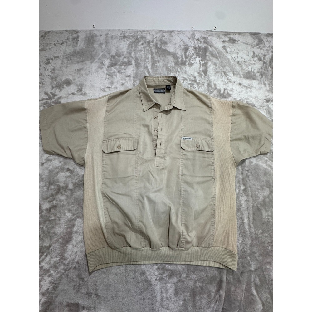 Members Only Passport Short Sleeve Khaki Shirt Mens Size Large Pockets Collar